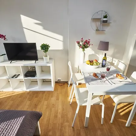 Daire House Marszalkowska V Varşova